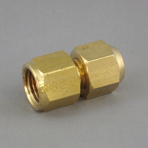 FGF �߂˂��R�l�N�^ (G�˂��d�l) �t���A�W���C���g